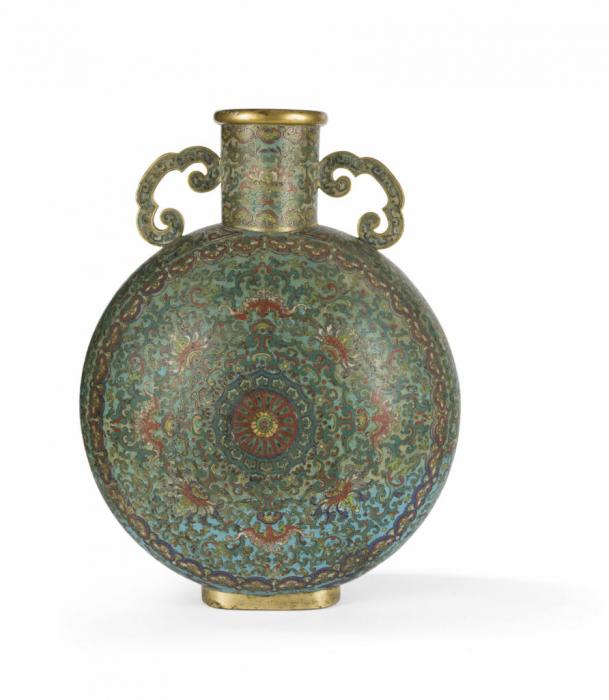 Artexpertise Paris propose l’estimation gratuite d’œuvres d’art dans le 3ème arrondissement de Paris : tableaux, sculptures, bijoux, mobilier ancien, objets d’art et collections. Expertise fiable et confidentielle.